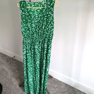 Green flower dress size extra large
